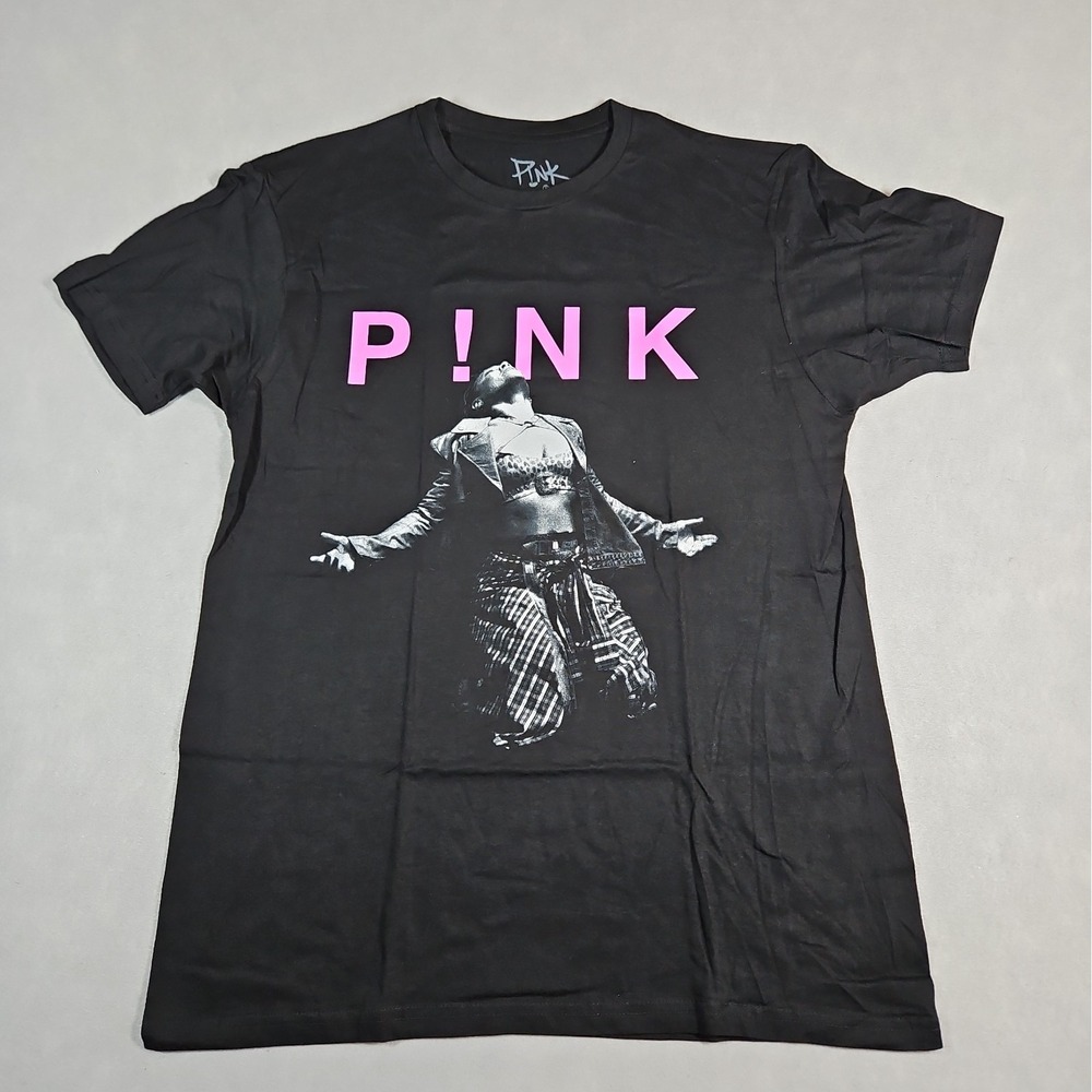 P!NK Mens Black 2023 Tour Concert T Shirt Size Medium NWOT